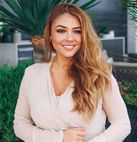 Jem Wolfie Bio, Wiki, Net Worth, Dating, Boyfriend,。